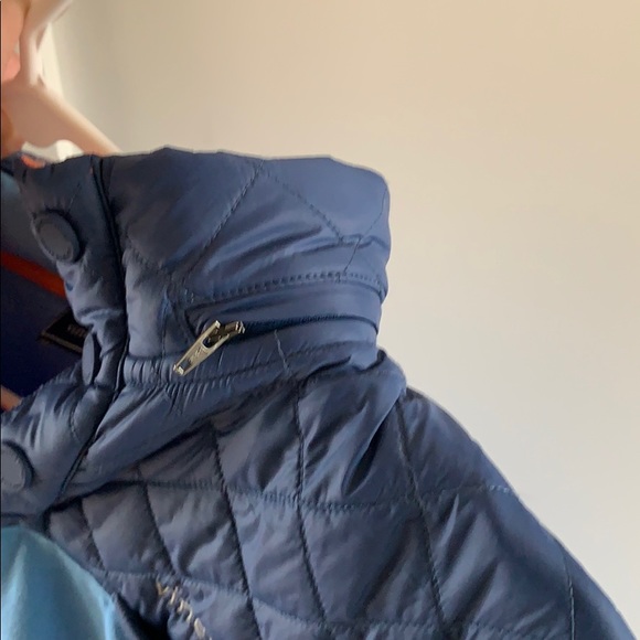 Men’s Vineyard Vines quarter-zip hoodie. - Picture 5 of 6